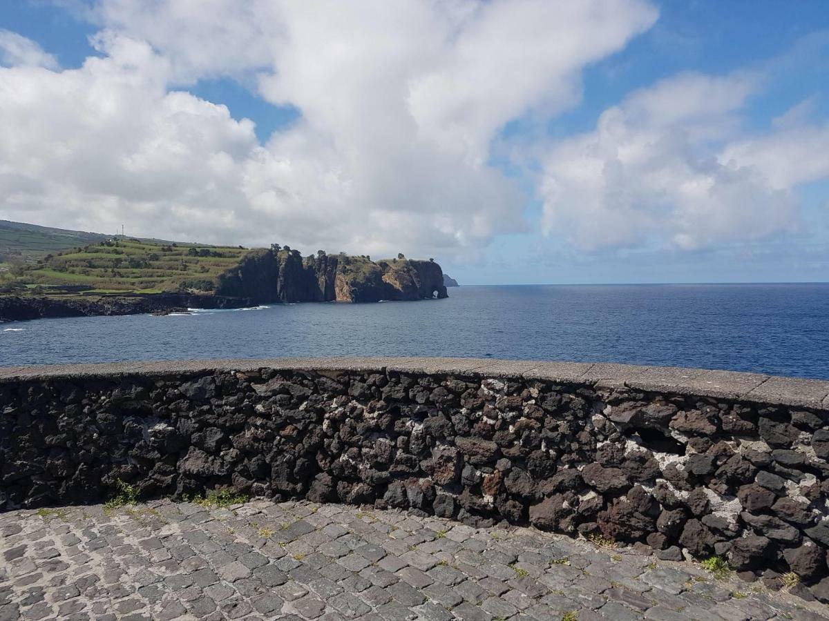 Seaside Azores Villa With Natural Pool, Terrace & Barbecue كابيلاس المظهر الخارجي الصورة